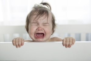 芜湖52岁助孕-1.5岁的孩子一直在吐痰，这有什么问题？